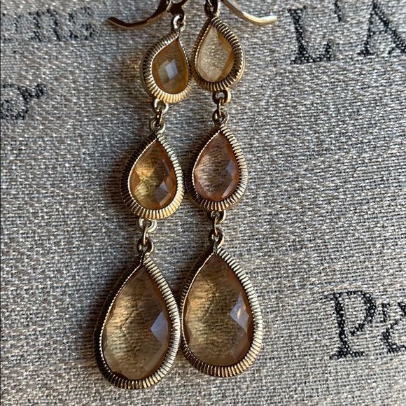 Dana Kellin Necklace and Earring set - Picture 2 of 3